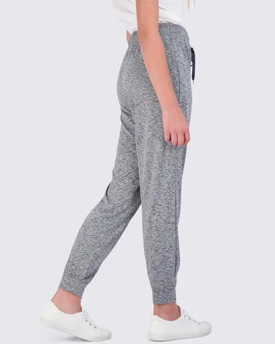 Vista 4 de Real Essentials Paquete de 3 pantalones deportivos Dry-Fit para niñas, pantalones deportivos suaves y activos con bolsillos y cordón