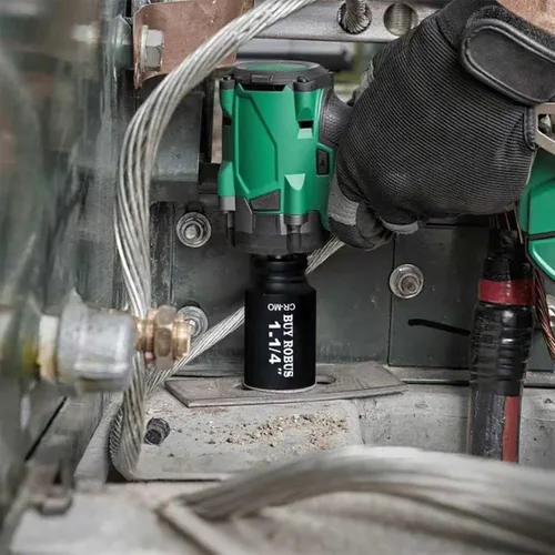 Vista 4 de Enchufe métrico de impacto profundo de 1-1/4 de 1/2", CR-MO de 6 puntos para una fácil extracción de la tuerca del eje Negro