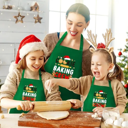 Vista 4 de Suhine Paquete de 4 Delantales de Navidad para Adultos Verde Delantales de Cocina de Navidad para Cocinar Hornear Galletas Equipo Delantales a Juego