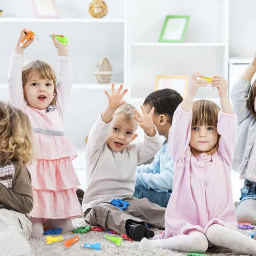 Vista 7 de 100 mini linternas de helicóptero, linterna LED de cohete, mini linternas a granel, linterna LED colorida, linternas pequeñas para niños, mini