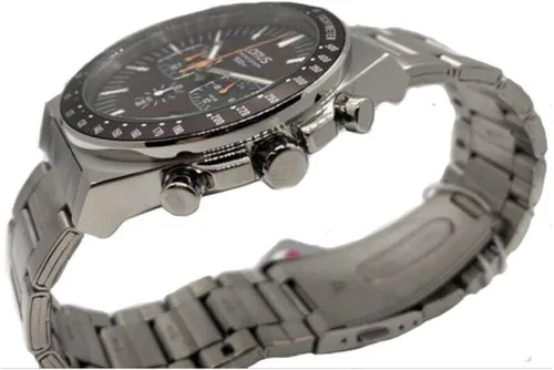 Vista 2 de Lorus Sports RT349GX9 Reloj analógico de cuarzo para hombre con pulsera de acero inoxidable
