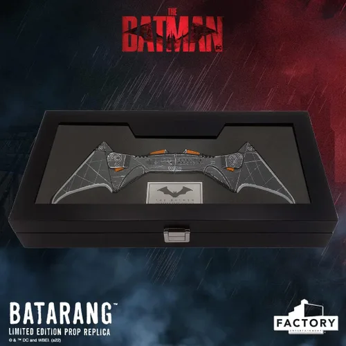 Vista 8 de Factory Entertainment La réplica de Batman Batarang Edición Limitada