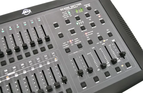 Vista 6 de American DJ Supply SCENE-SETTER Equipo de efectos especiales