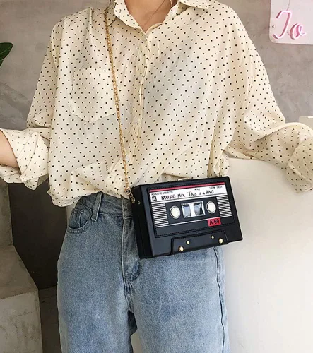 Vista 4 de QZUnique Bolso de hombro en forma de cinta con grabador de radio PU Crossbody bolso de noche retro para mujer, bolso de mano