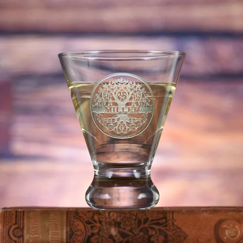 Vista 2 de Family Tree Custom Engraved Martini Glass (Set Of 4)