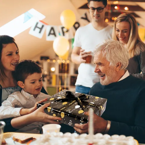 Vista 4 de Rollo de papel de regalo de cumpleaños, papel de regalo negro mate y dorado para mujeres, hombres, niños y niñas, diseño de globo de lámina dorada