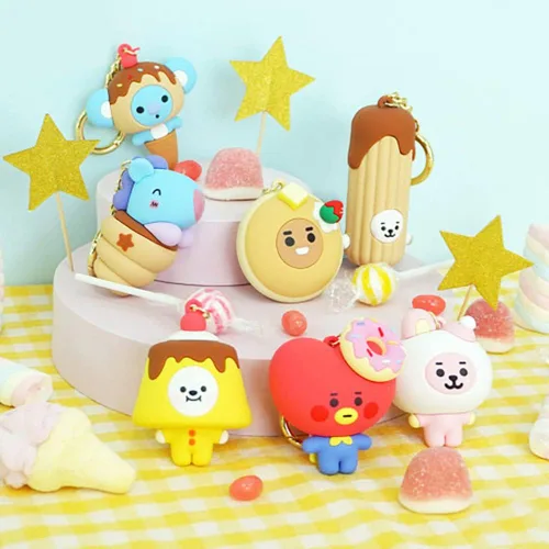 Vista 3 de BT21 Llavero con forma de postre y figura de cariño