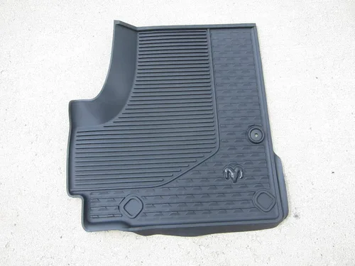 Vista 5 de Mopar Ram 1500 DT (nuevo estilo de carrocería) Crew Cab All Weather Mats Nuevo OEM