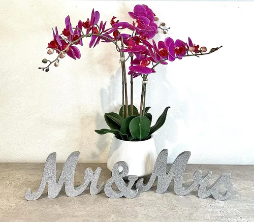 Vista 8 de Letrero de madera para decoración de boda de Mr & Mrs para mesa de recepción de novia y novio. Letras de madera para centro de mesa de pareja