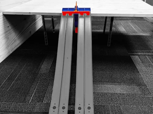 Vista 6 de Garra de Pista de Camiones Monstruo con Puerta de Arranque de 4 Carriles (Pista NO Incluida) Compatible con Pista de Hot Wheels (Azul/Naranja)