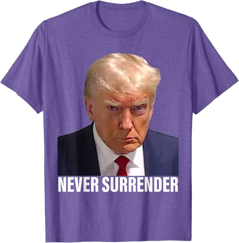 Vista 10 de Camiseta Pro Trump Mugshot Never Surrender para hombre y mujer, Negro