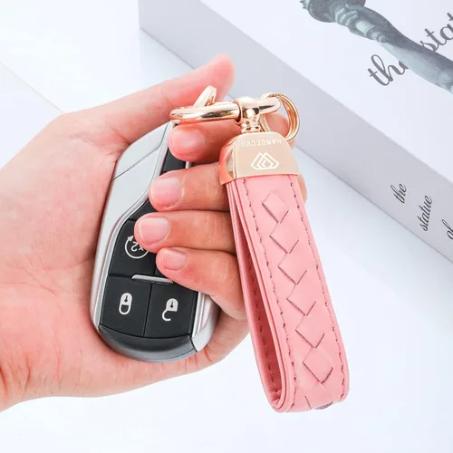 Vista 5 de Hamdecro Llaveros de cuero auténtico, llavero de piel de oveja tejida a mano para mujer, soporte universal para llavero con rotación de 360 grados