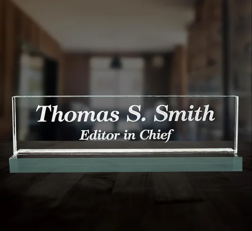 Vista 4 de Lasercrafting Placa de nombre para escritorio de oficina, acrílico transparente personalizable con texto blanco esmerilado grabado con láser