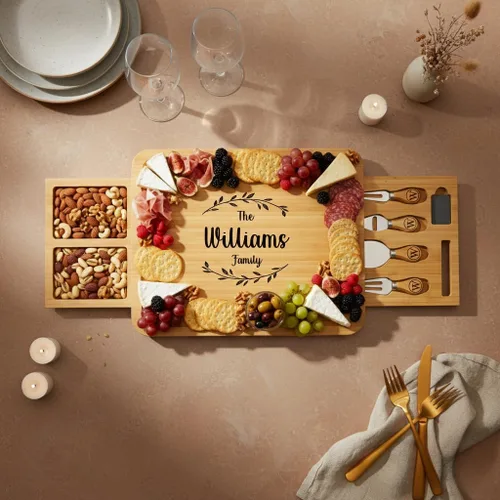 Vista 7 de Juego de tablas de charcutería personalizadas con dos cajones, tabla de queso de bambú grabada personalizada, Navidad, boda y regalo de inauguración
