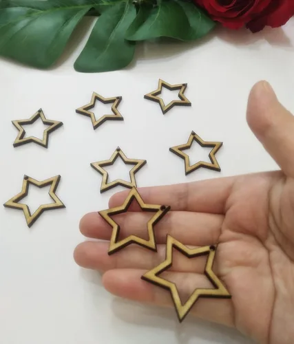 Vista 3 de 30 piezas de espacios en blanco de madera con marco de estrella, marco de aretes de macramé, aros, joyas en blanco de madera sin terminar