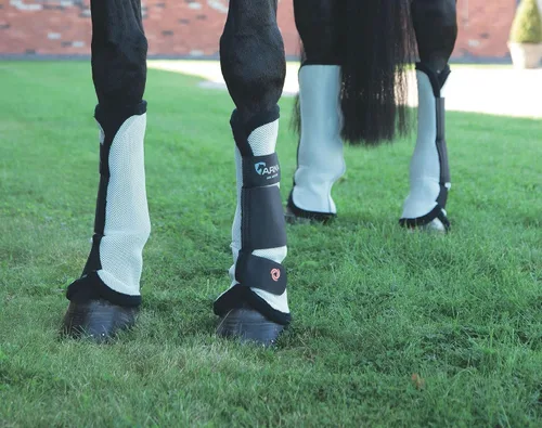 Vista 2 de Shires Calcetines Airflow Fly Turnout
