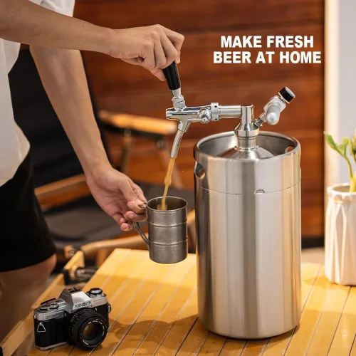 Vista 3 de Mini Barril Growler de 270 OZ, Sistema Dispensador Presurizado para el Hogar con Grifo Ajustable que Mantiene la Carbonación y Frescura para Cerveza