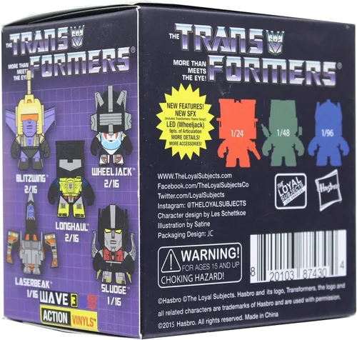 Vista 2 de The Loyal Subjects Vinyls Transformers Wave 3 Figura de acción
