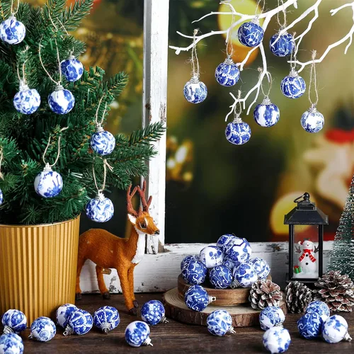 Vista 2 de Preboun 48 Piezas Adornos de Bolas Navideñas Chinoiserie Azul y Blanco Decoración de Árbol Chinoiserie Adornos Colgantes para Árbol de Navidad