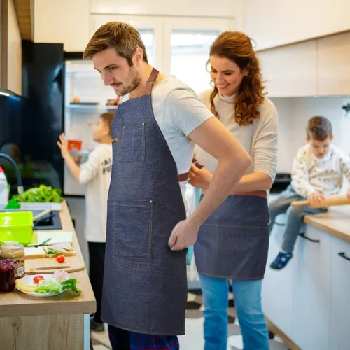 Vista 7 de KPD Delantal de mezclilla con bolsillos, ajustable azul para cocina, barbacoa y jardín, delantal de trabajo para hombres y mujeres