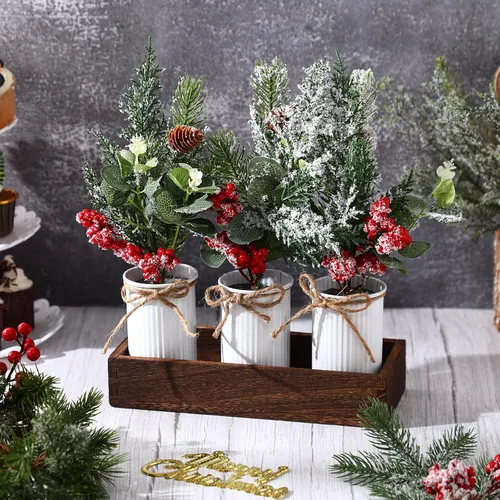 Vista 4 de Yunlly Centros de mesa de Navidad, bayas rojas, piñas artificiales de Navidad, ramas de nieve, púas con caja de madera para decoración rústica