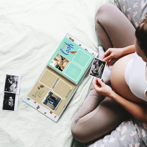 Vista 3 de RubyRoo Baby Libro de recuerdos con calcomanías de hitos – Álbum de fotos de primeros 5 años para bebé, niño o niña, regalo de embarazo para baby