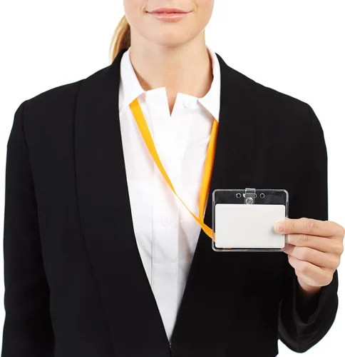 Vista 4 de Amazon Basics - Tarjetero transparente horizontal, para tarjetas de identificación con nombre (paquete de 50).