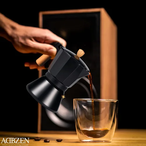 Vista 2 de Moka Pot - Cafetera para estufa, estilo italiano, cafetera clásica con mango de madera natural (3 tazas)