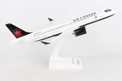 Vista 6 de Skymarks Daron Air Canada A220-300 1/100