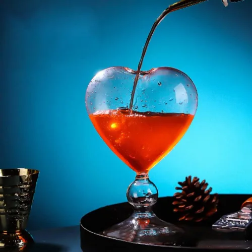 Vista 2 de Copas de vino con forma de corazón, copas de vino tinto creativas, copas de jugo de cóctel en forma de corazón de 10 onzas para fiestas, cenas