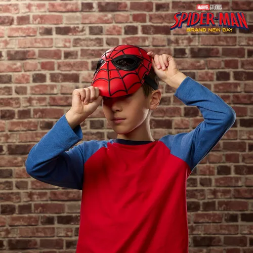 Vista 4 de Marvel Studios Spider-Man: Máscara de disfraz de juego de rol, juguetes de superhéroes para niños, mayores de 5 años