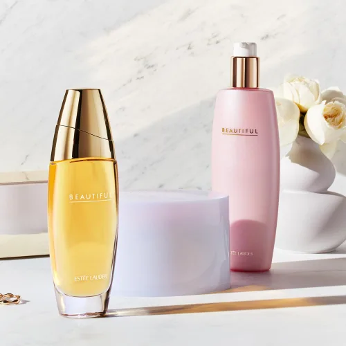 Vista 4 de Estée Lauder Beautiful Polvo Corporal Perfumado con Notas de Rosa, Lirio, Tuberosa y Flor de Naranja, 3.53 Onzas