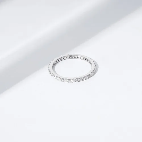 Vista 6 de Tienda Essentials Platinum or Gold Plated Sterling Silver All-Around Band Ring set with Round Infinite Elements Cubic Zirconia