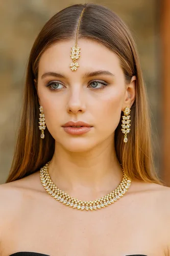 Vista 2 de Touchstone Conjunto de joyas indias para mujer, collar de boda, collar de oro, gargantilla de bollywood, aretes de diamantes de imitación, disfraz