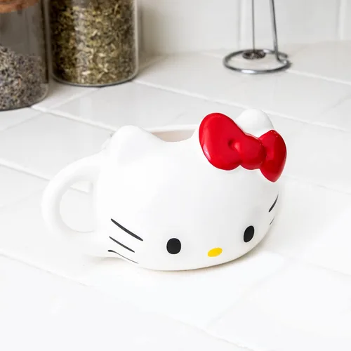 Vista 3 de Bioworld Hello Kitty - Taza de cerámica esculpida, 16 onzas, cara de personaje blanca con lazo rojo, detalles pintados a mano, con licencia