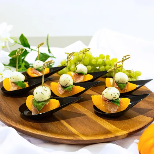 Vista 5 de Platos pequeños de aperitivo de plástico negro con gota de lágrima de 480