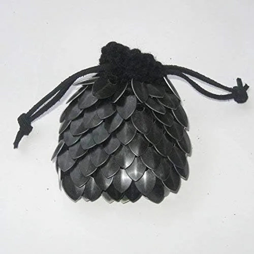 Vista 3 de Scalemail - Bolsa de dados en tejido Dragonhide Armor- Negro