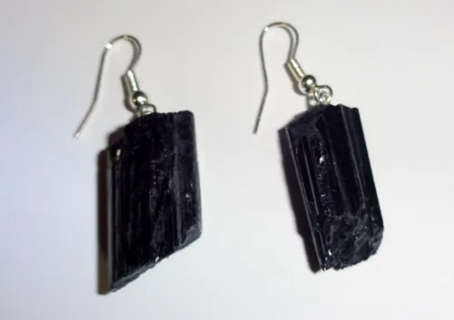 Vista 4 de 1 par de pendientes de piedras preciosas curativas de cristal natural de turmalina negra cruda, Metal
