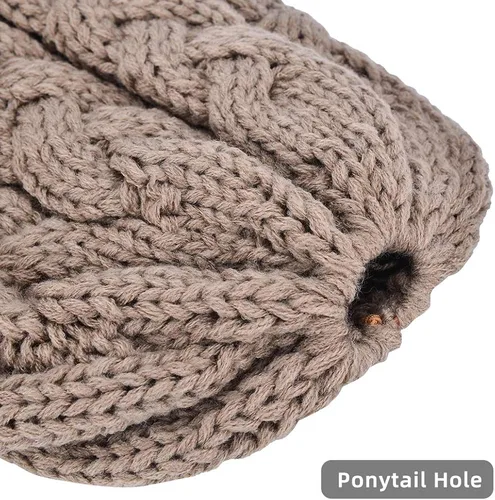 Vista 3 de Rosoz Gorro de cola de caballo para mujer gorro cálido de invierno suave y elástico tejido trenzado gorro de moño alto