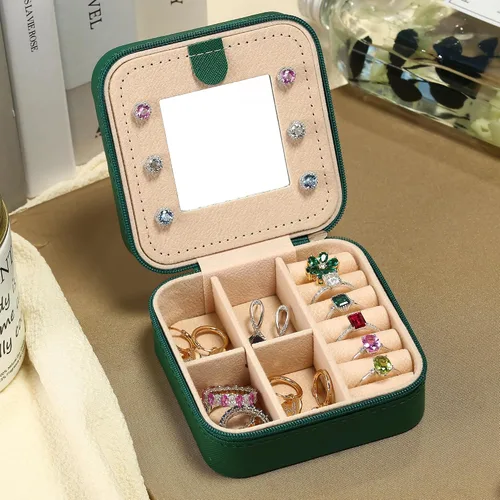 Vista 4 de Joyero de moda para niñas y mujeres, joyero verde para niñas, joyero de viaje imprescindible para niñas, joyero de viaje pequeño para niñas, regalo