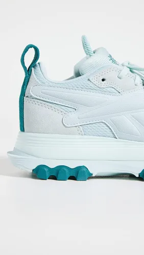 Vista 4 de Reebok Zapatillas clásicas de cuero Cardi B V2 para mujer