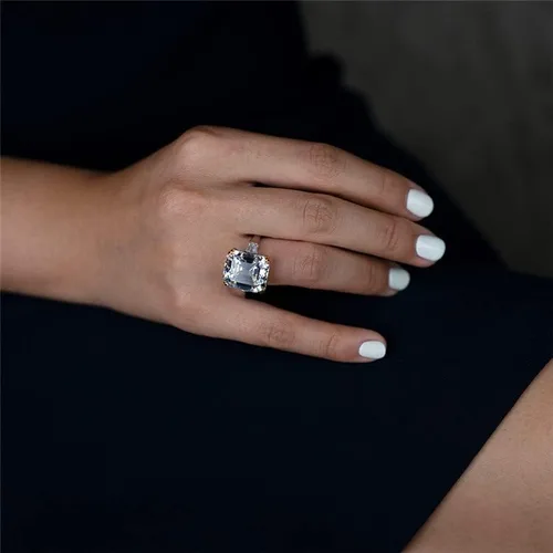 Vista 6 de AINUOSHI Anillo de corte esmeralda solitario baguette 3 piedras 9 quilates circonita cúbica CZ compromiso plata esterlina boda aniversario joyería