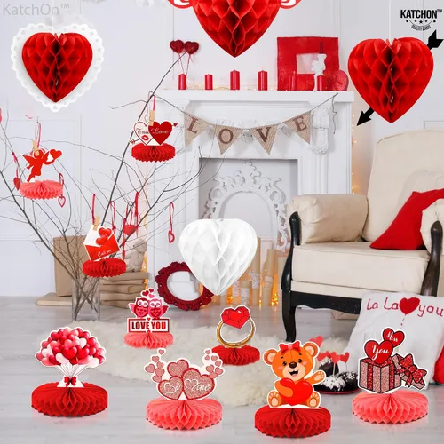 Vista 9 de KatchOn, Centros de mesa de San Valentín para mesas, grandes, paquete de 39 Decoraciones colgantes de San Valentín con corazones rojos Centros