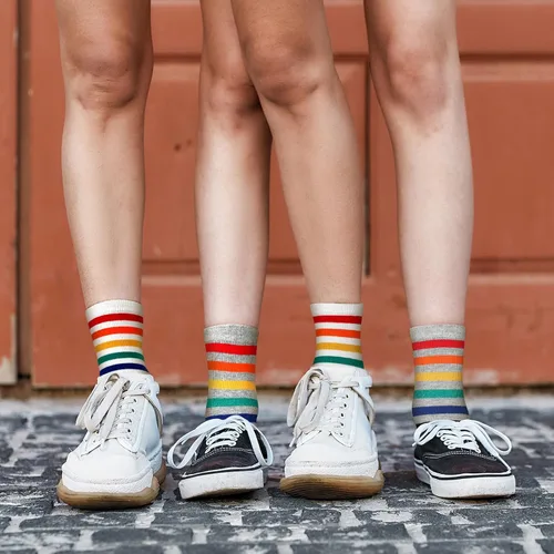 Vista 5 de Bencailor 6 pares de calcetines deportivos de algodón a rayas, diseño de arco iris, calcetines tobilleros de algodón, casuales, multicolor, unisex