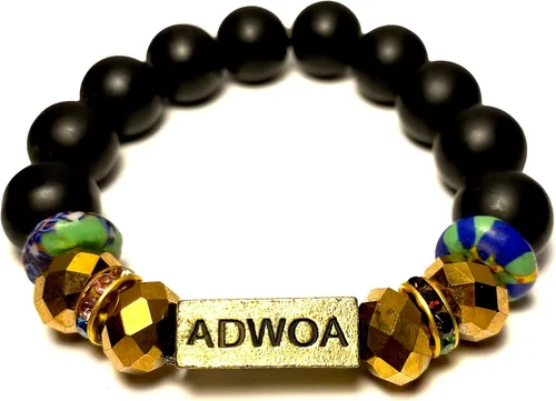 Vista 2 de Pulseras africanas tradicionales con nombre nacido en el día para mujeres de Ghana, materiales naturales, ajuste cómodo y holgado