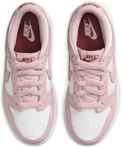 Vista 854 de Nike Kid's Dunk Low Sneaker