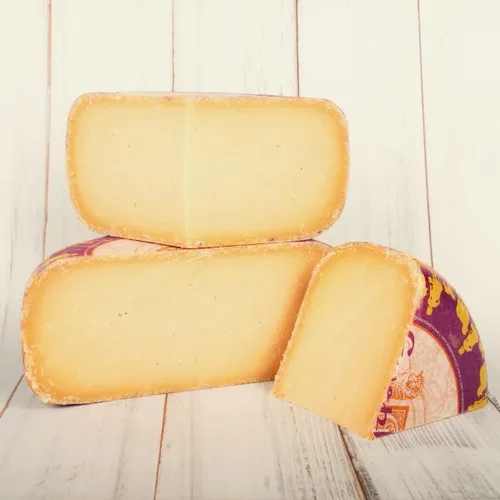 Vista 5 de Queso Gouda holandés con leche de ovejas envejecidas - Rueda entera (10 libras)