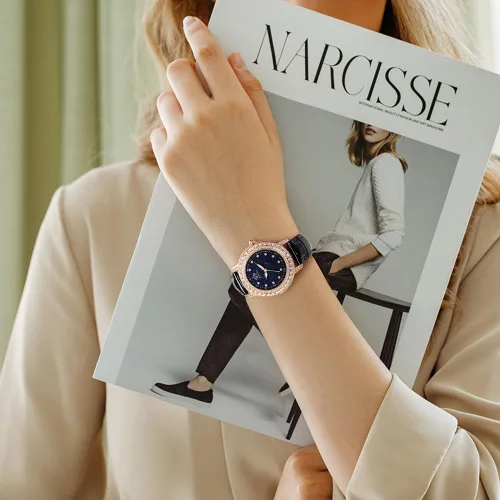 Vista 4 de Fate Love Reloj de cuero para mujer, reloj de pulsera de lujo con diamantes de regalo para niñas y señoras