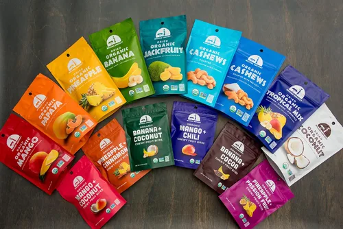 Vista 3 de Mavuno Harvest Paquete variado de frutas secas orgánicas, mango seco, papaya, piña, plátano, yaca y mezcla tropical, saludable, vegano, sin azúcar