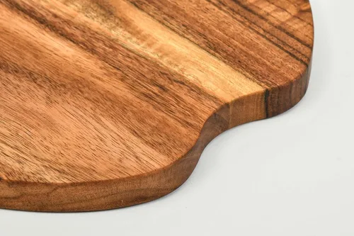 Vista 3 de Treen Art Tabla de cortar de madera con forma de manzana decorativa para cocina, tabla de charcutería de madera de 11 pulgadas de largo x 9 pulgadas